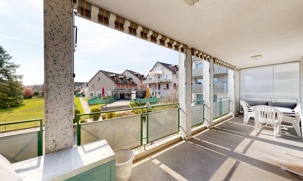 balcon avec from property et terrasse