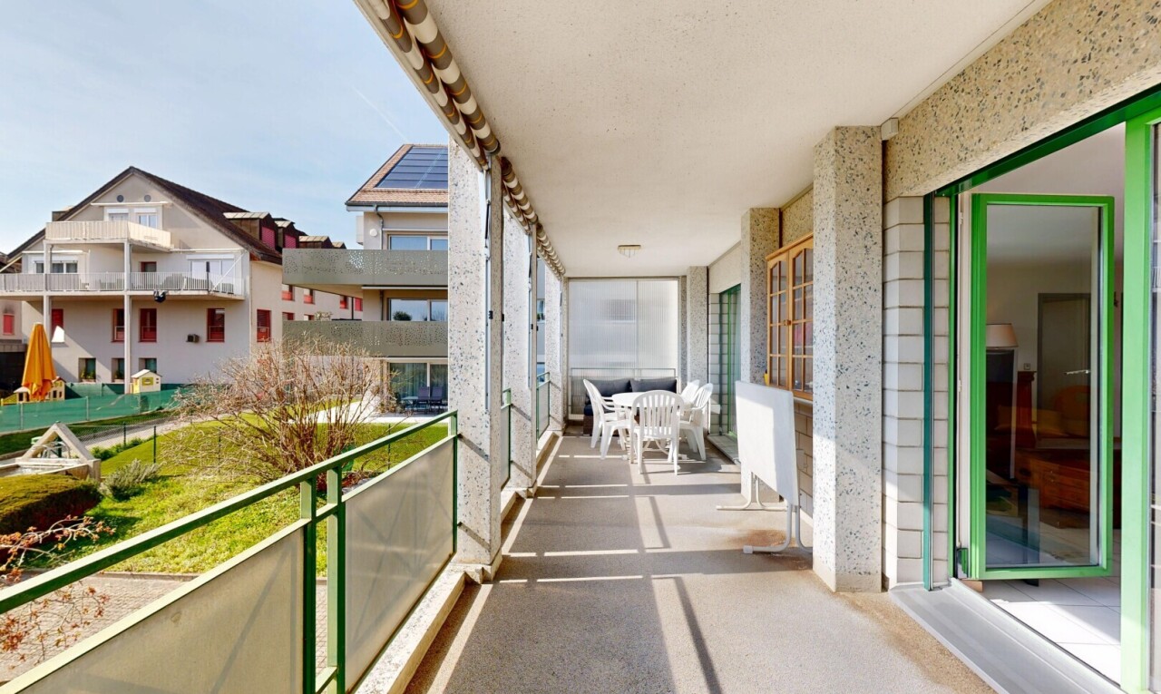 balkon mit balkon, essbereich im freien, und from property