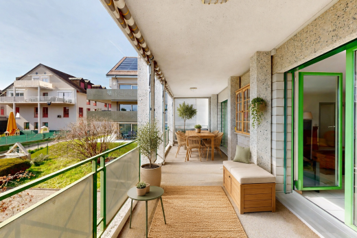 balkon mit balkon, essbereich im freien, und from property