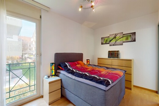chambre avec lumière naturelle, natural light, cloison sèche, drywall, et inside property
