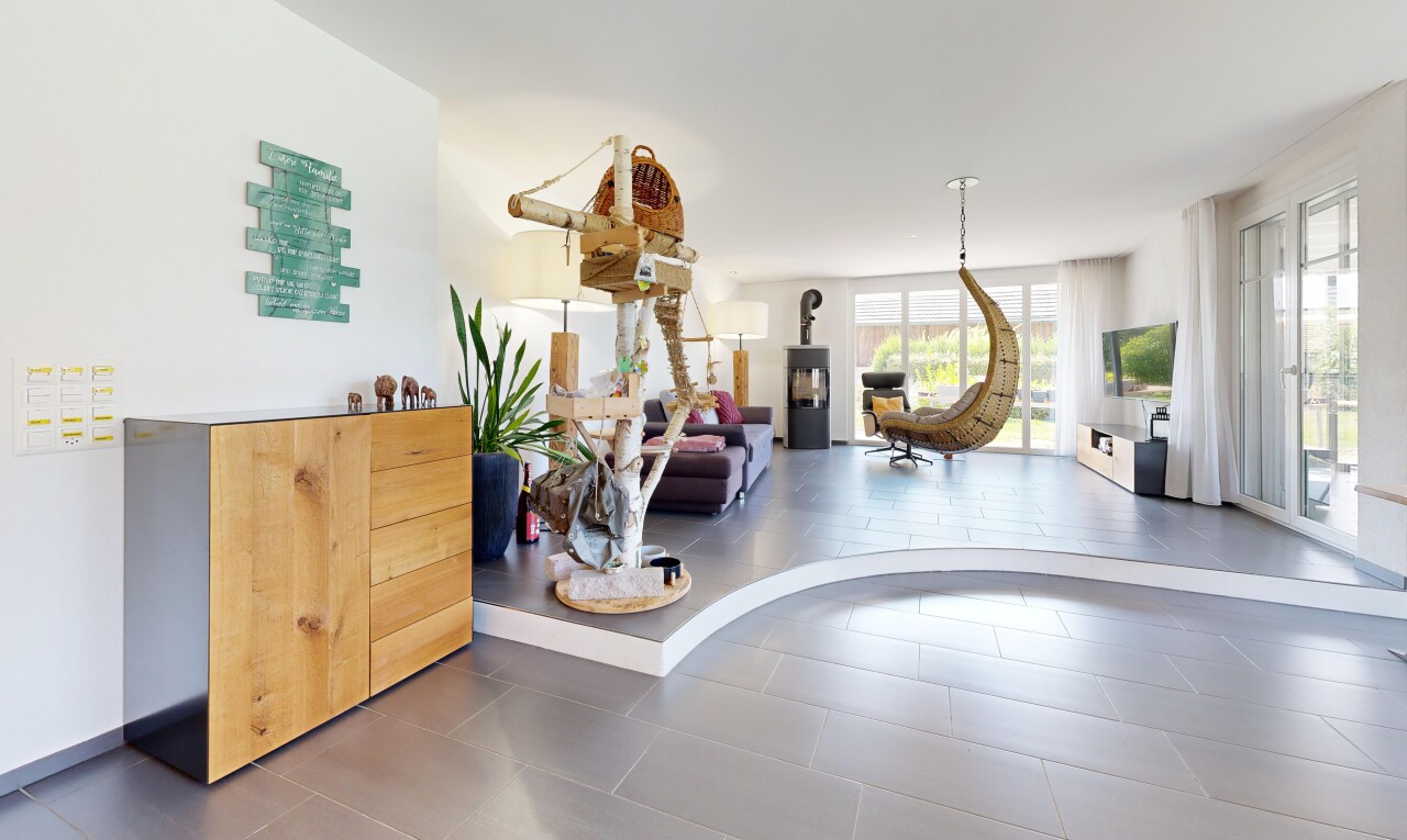 wohnzimmer mit fernseher, gipskartonwand, und drywall