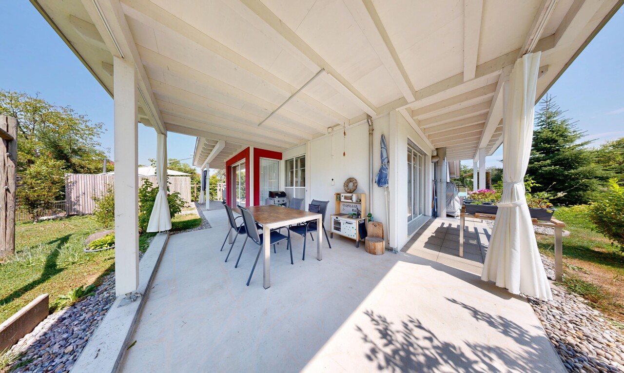 terrasse mit essbereich im freien, day time, from property, und terrasse