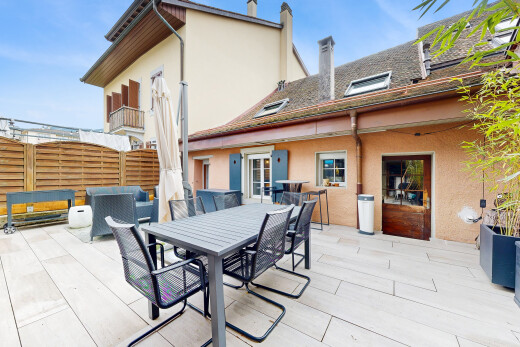 terrasse avec day time, from property, terrasse, coin repas extérieur, et clôture