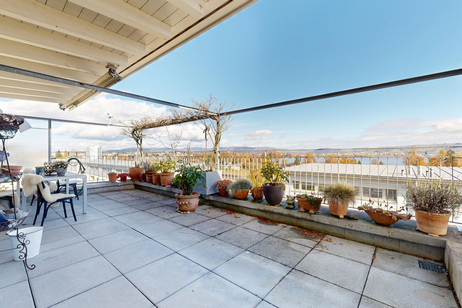 terrasse mit from property und day time