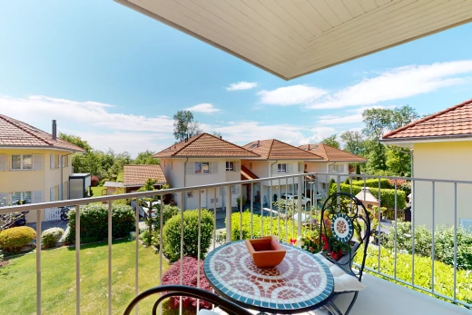 balcon avec balcon et vue résidentielle