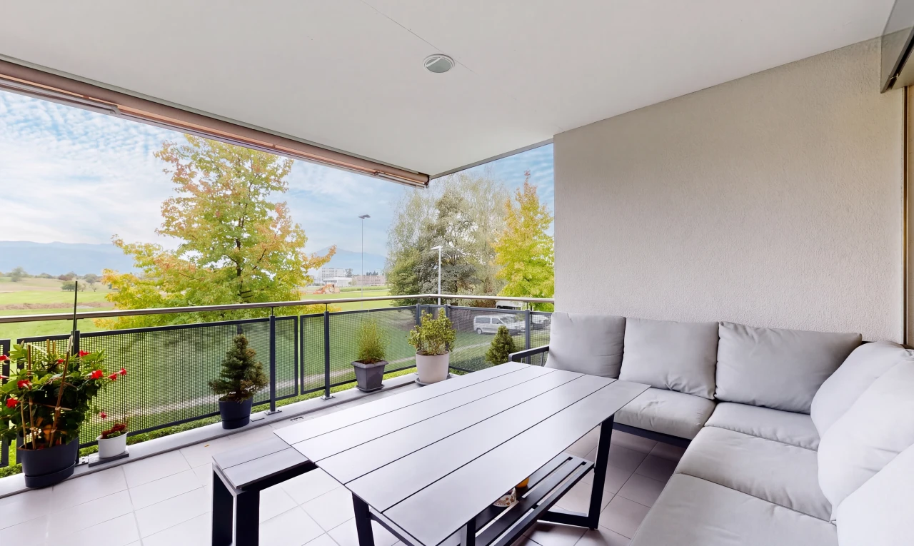 patio / terrace with outdoor seating
