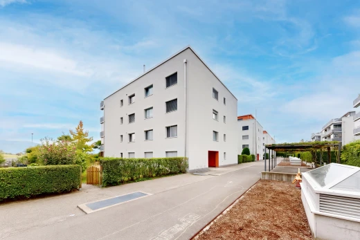 view of apartment building / complex