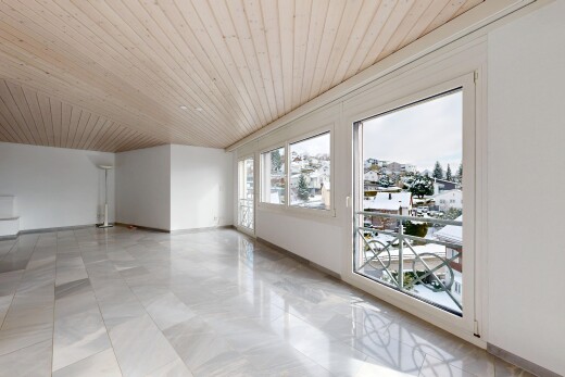 pièce vide avec inside property, lumière naturelle, natural light, cloison sèche, et drywall
