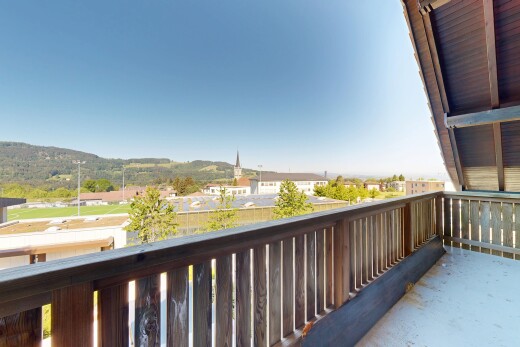 balcon avec from property, balcon, day time, residential view, et vue résidentielle