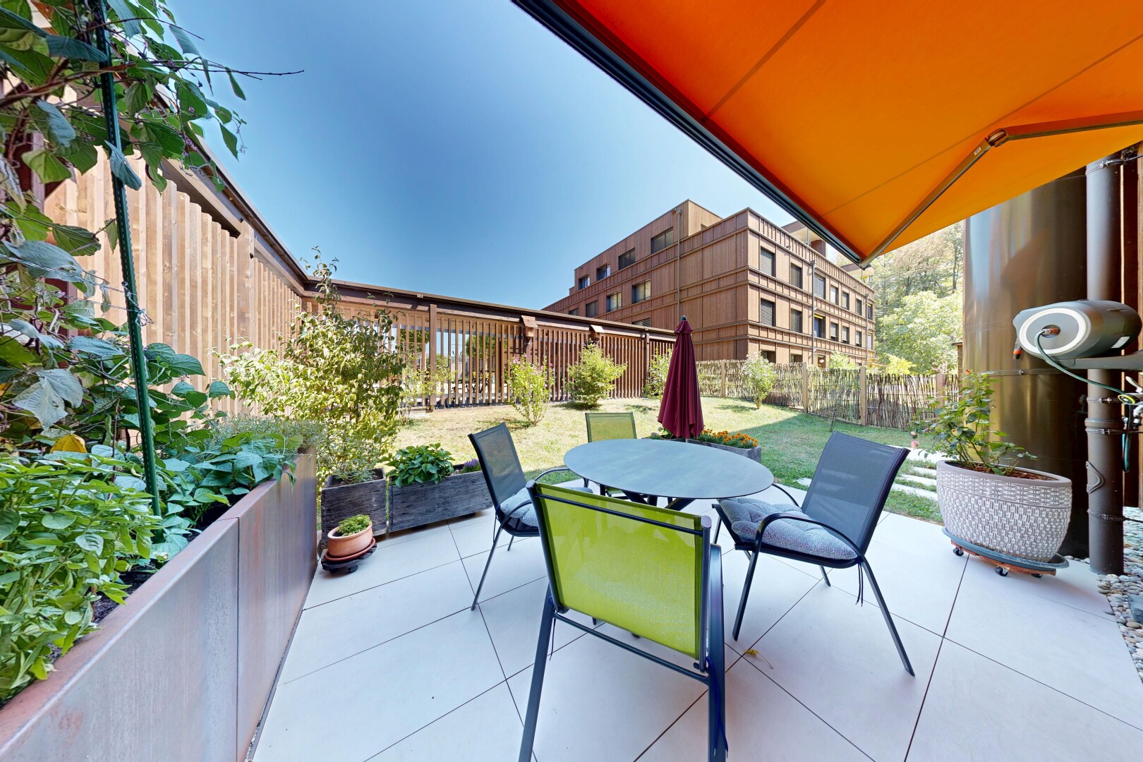 terrasse mit zaun, essbereich im freien, terrasse, und from property