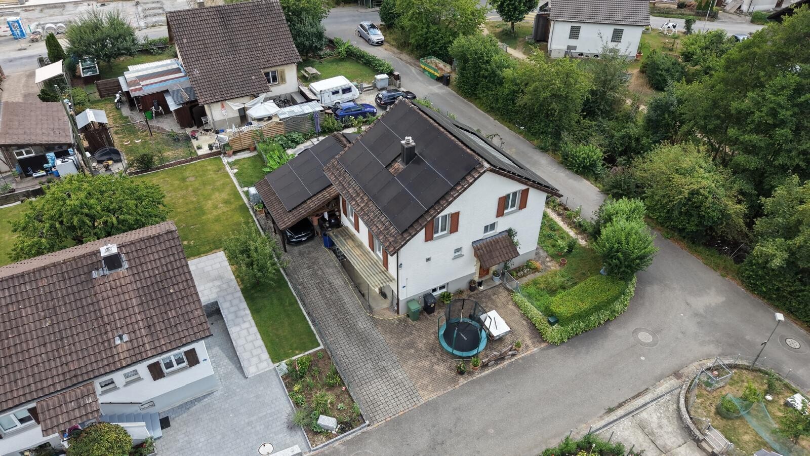 außenansicht mit property visible