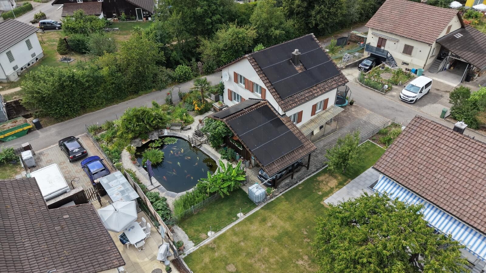 außenansicht mit terrasse