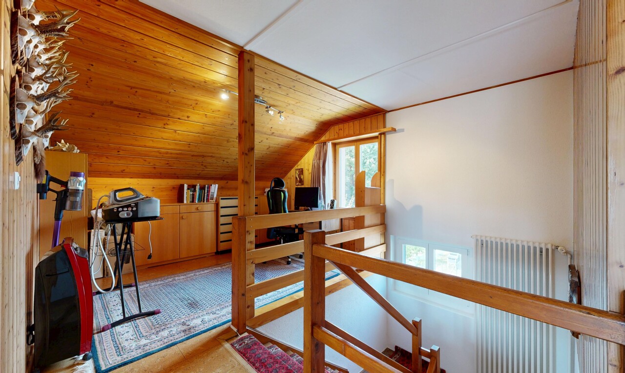 zimmer / schlafzimmer mit deckenbeleuchtung, dachschräge, vaulted ceiling, gipskartonwand, und drywall