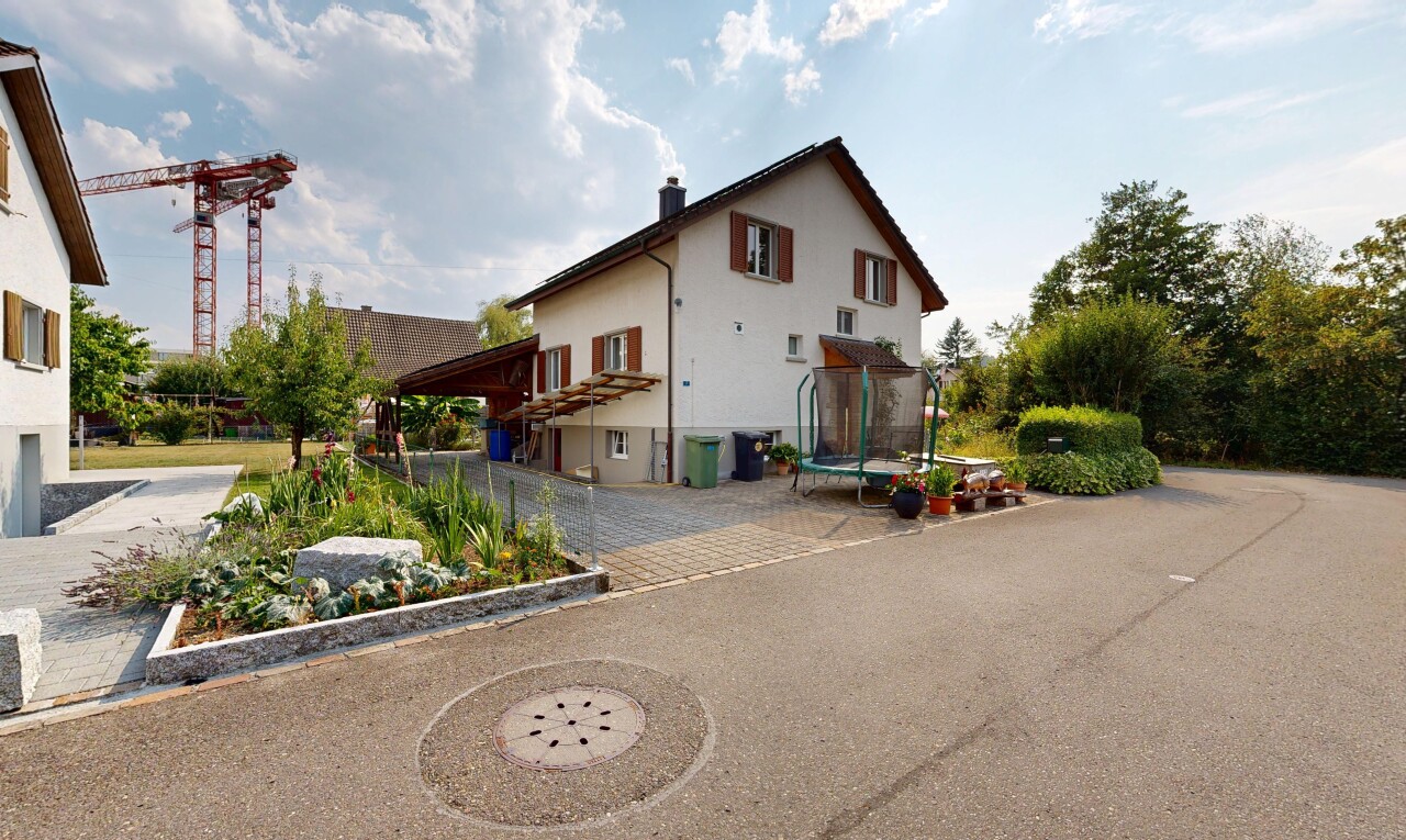 außenansicht mit schornstein, day time, und stuckverkleidung