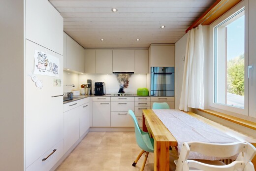 küche mit light floor, inside property, einbauleuchten, ofen, und white cabinets