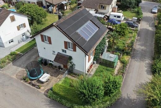außenansicht mit property visible, drone view, und aerial subject clear
