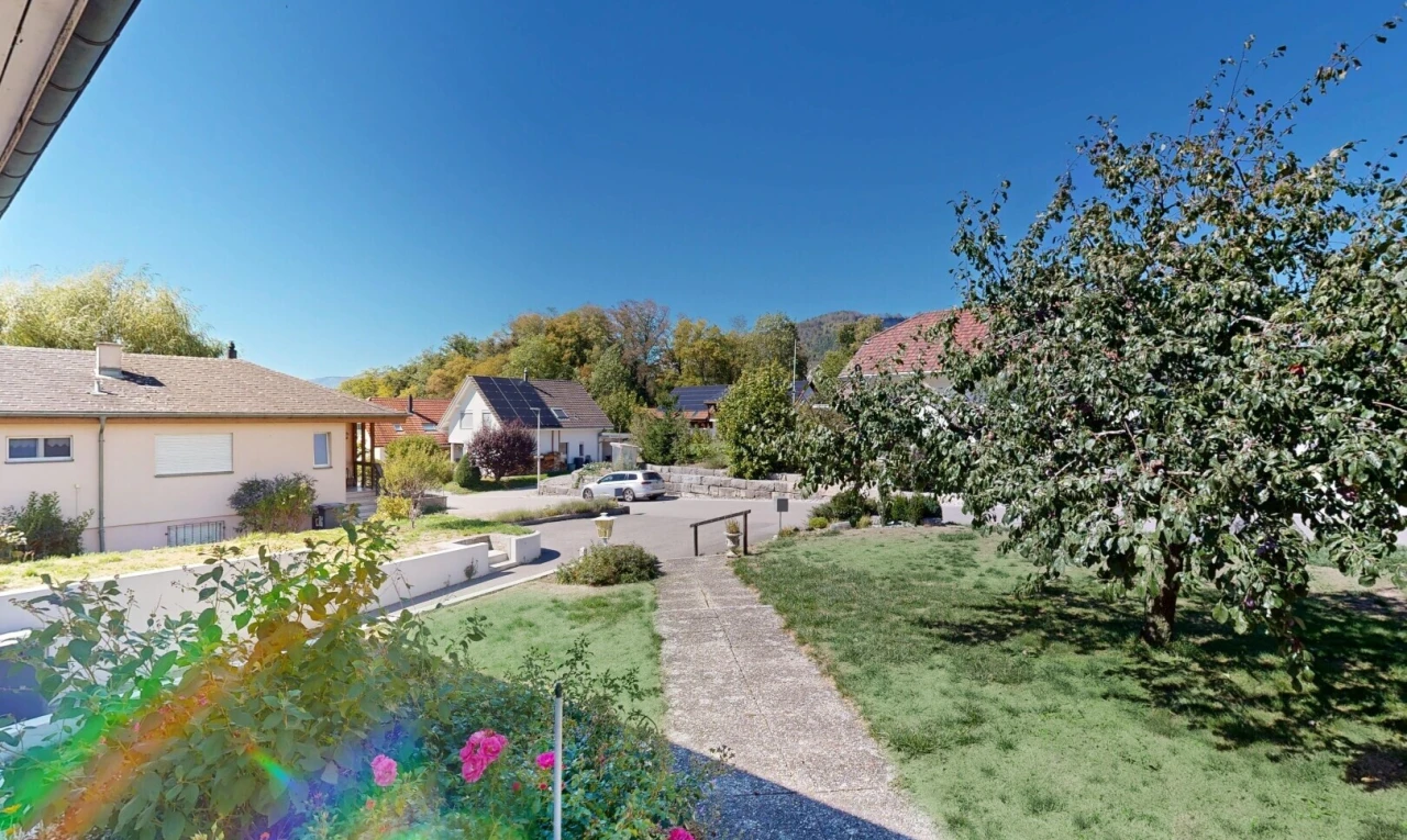 garten mit from property, view focus, day time, und wohngebietblick