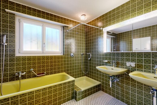 bad mit fliesenwand, tile wall, dusche, komplettes badezimmer, und spiegel
