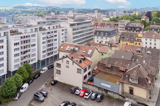 außenansicht mit day time, parkplatz, stadtblick, und city view