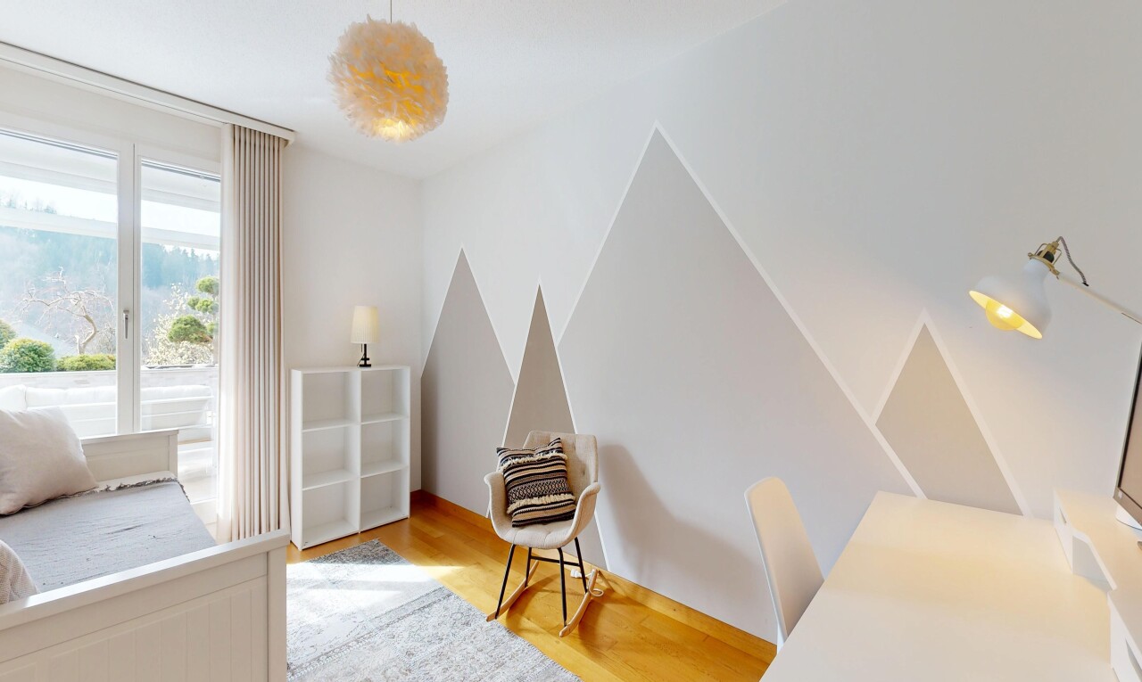 zimmer / schlafzimmer mit außenzugang, inside property, natural light, natürliches licht, und drywall