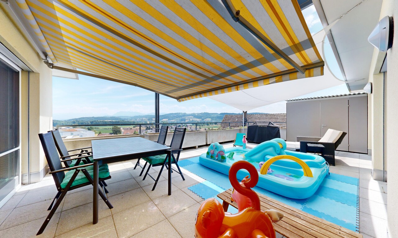 terrasse mit markise, terrasse, essbereich im freien, pergola, und from property