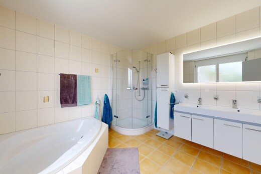 bad mit dusche, bad, doppelwaschtisch, komplettes badezimmer, und light floor