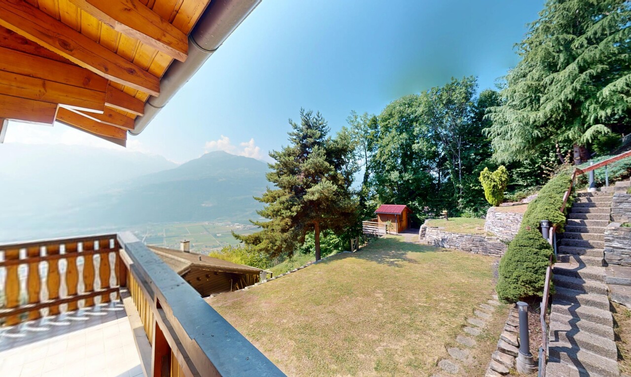 balkon mit blick auf die berge, mountain view, from property, und day time