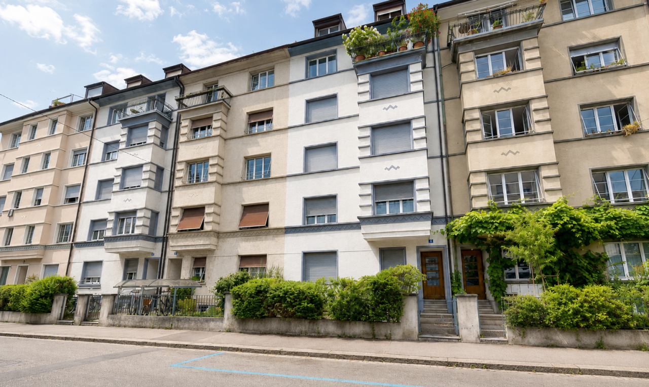 außenansicht mit day time, apartment complex view, blick auf wohnanlage, und from community
