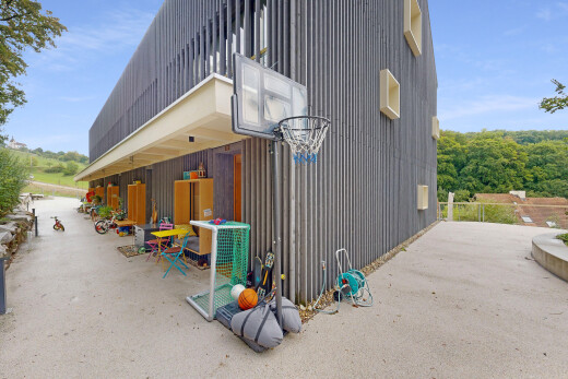 terrasse mit day time, balkon, property visible, und terrasse