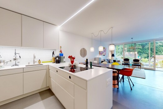 küche mit küchentheke, natural light, natürliches licht, küchenrückwand beim Herd, und küchenrückwand beim herd