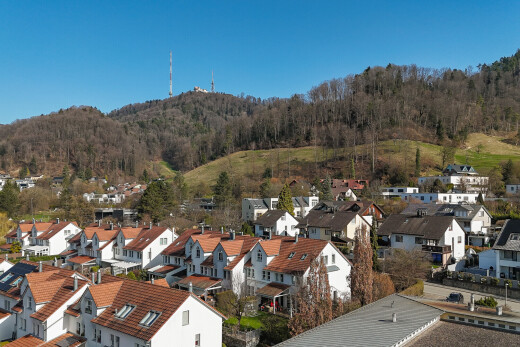 blick auf die berge mit blick auf die berge, mountain view, day time, wohngebietblick, und residential view