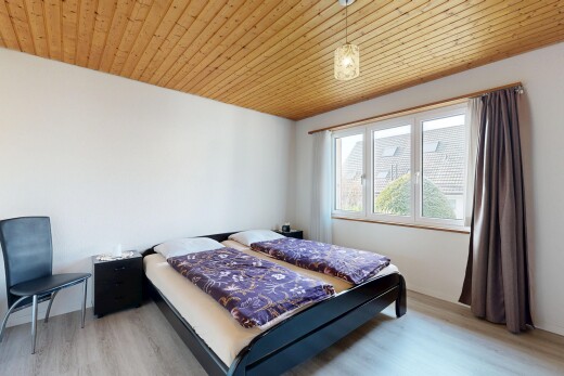 chambre avec inside property, plafond en bois, wood ceiling, cloison sèche, et drywall