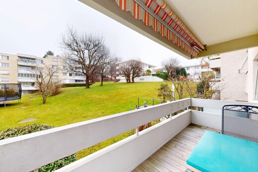 balcon avec balcon, from property, et overcast