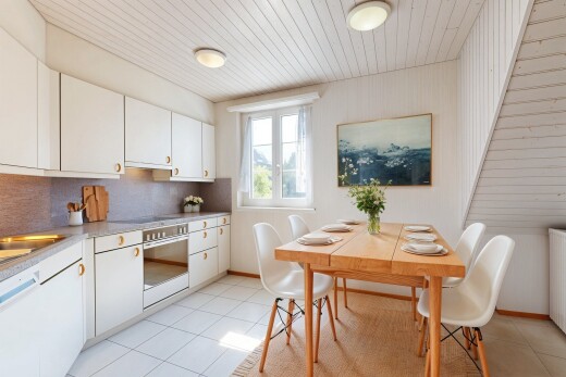 küche mit natural light, natürliches licht, ofen, küchenrückwand beim Herd, und küchenrückwand beim herd