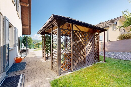 außenansicht mit from property, day time, terrasse, und rasen