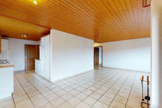 küche mit wood ceiling, holzdecke, inside property, arbeitsplatten, und drywall