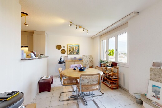 esszimmer mit inside property, drywall, gipskartonwand, natural light, und natürliches licht