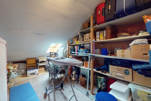 vorratskammer mit dachfenster