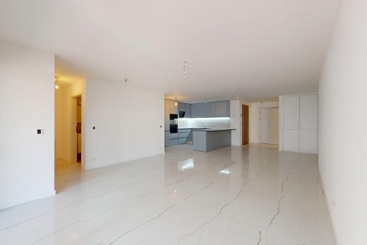 leerer raum mit inside property, gipskartonwand, drywall, marmorboden, und marble finish floor