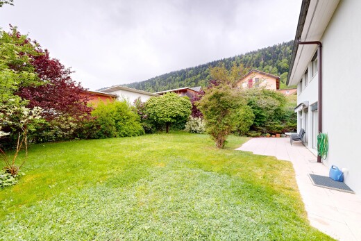 garten mit from property, overcast, und rasen