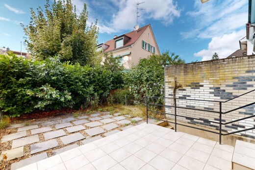 terrasse mit from property, day time, und zaun