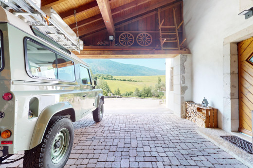 terrasse mit blick auf die berge