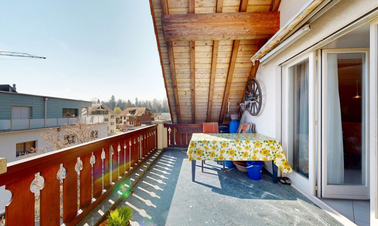 balcon avec from property, balcon, et day time
