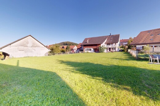 jardin avec day time, pelouse, residential view, et vue résidentielle