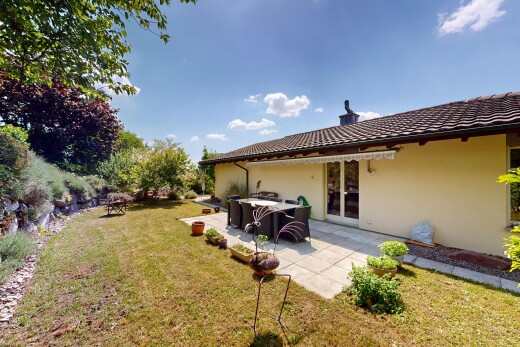 garten mit terrasse, rasen, from property, day time, und markise