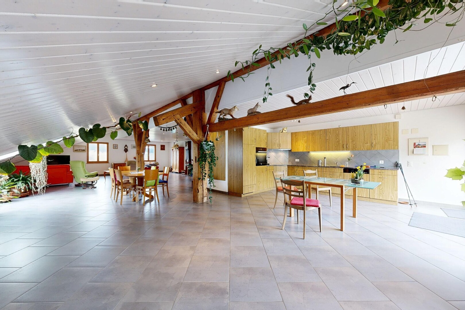 dining room featuring lofted ceiling