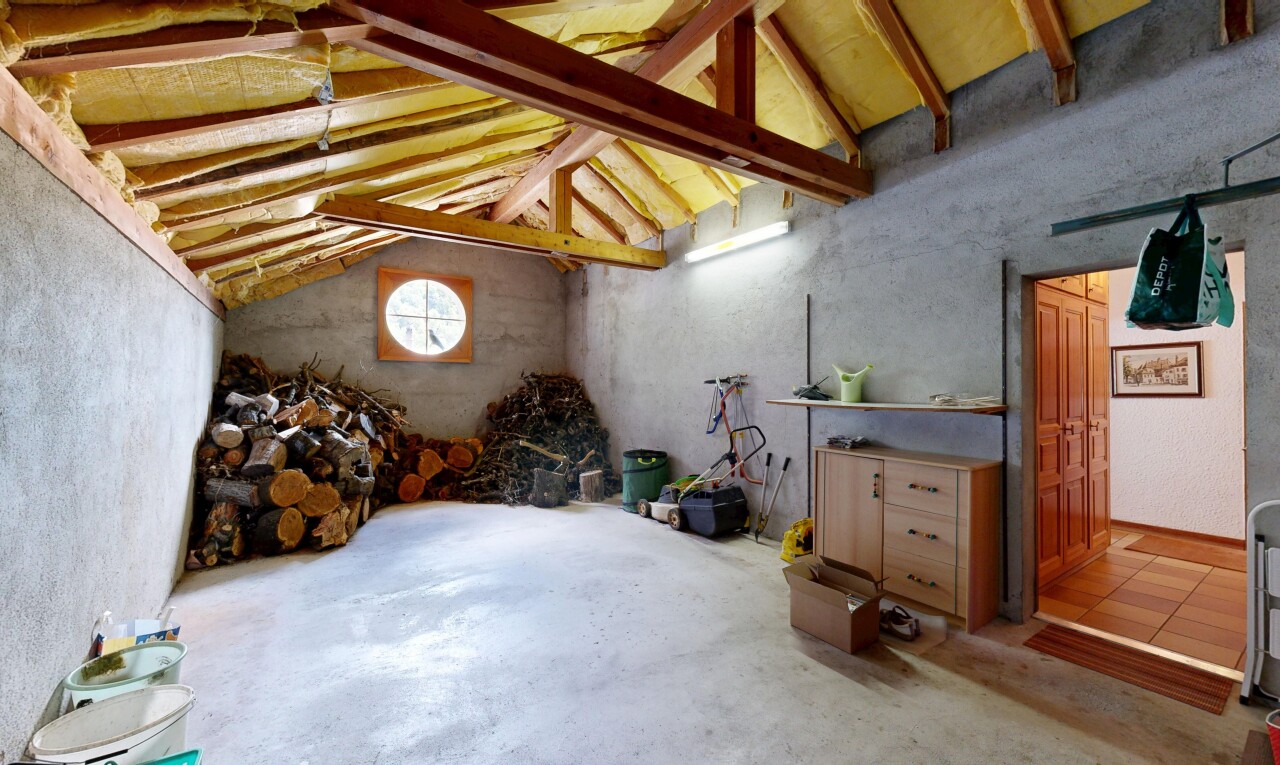 parking avec inside property