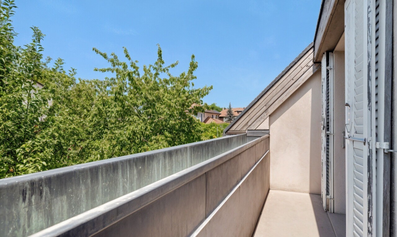 balcon avec balcon, day time, et from property