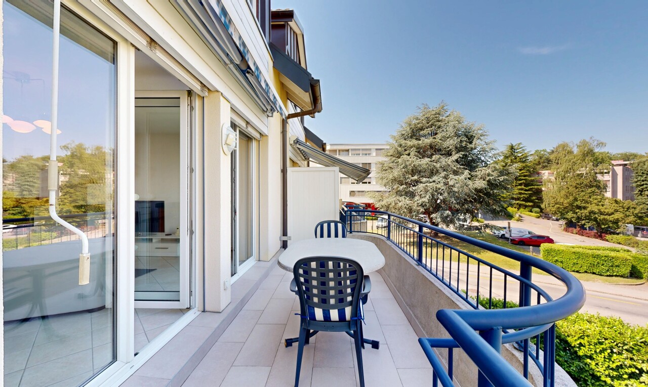 balcon avec day time, balcon, et from property