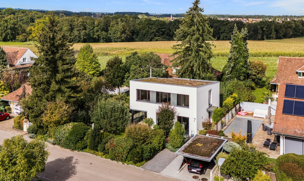 außenansicht mit rural view, ländliche aussicht, day time, stuckverkleidung, und property visible